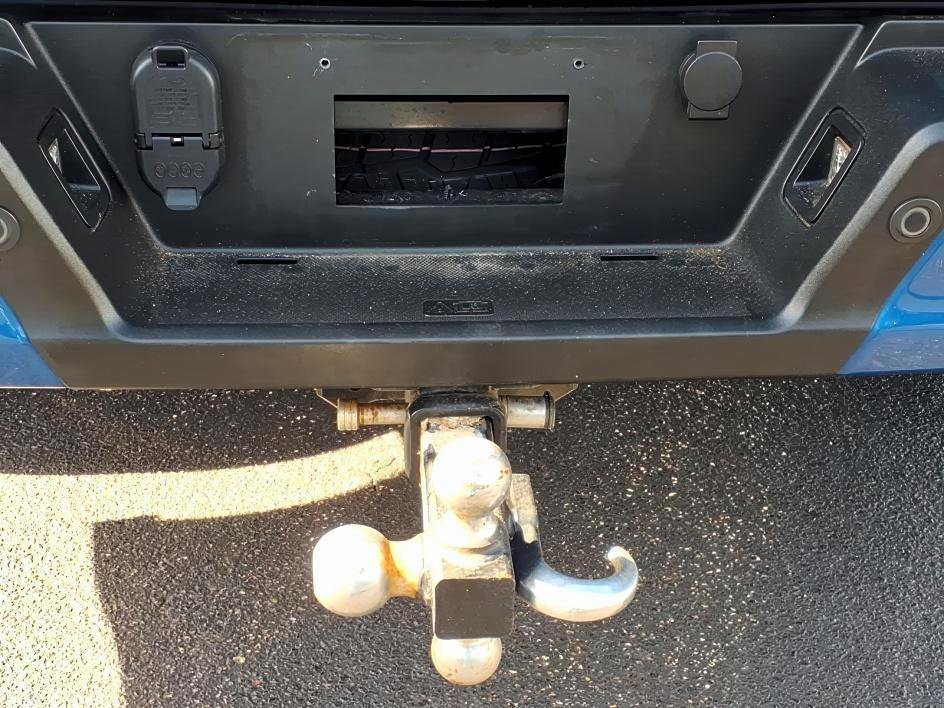 Used 2022 Ford F150 Lariat w/ Equipment Group 502A High image 11