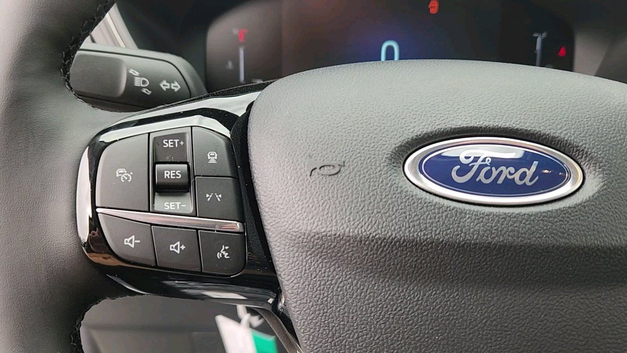 New 2025 Ford Escape PHEV image 15