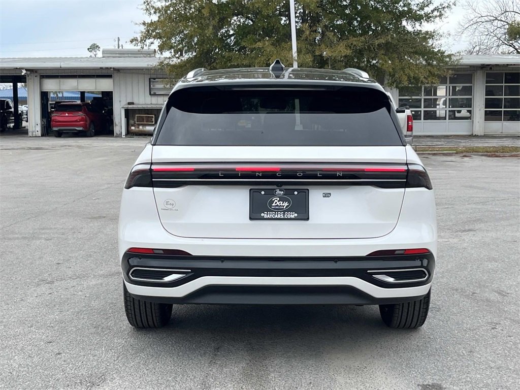 New 2026 Lincoln Nautilus Reserve image 4