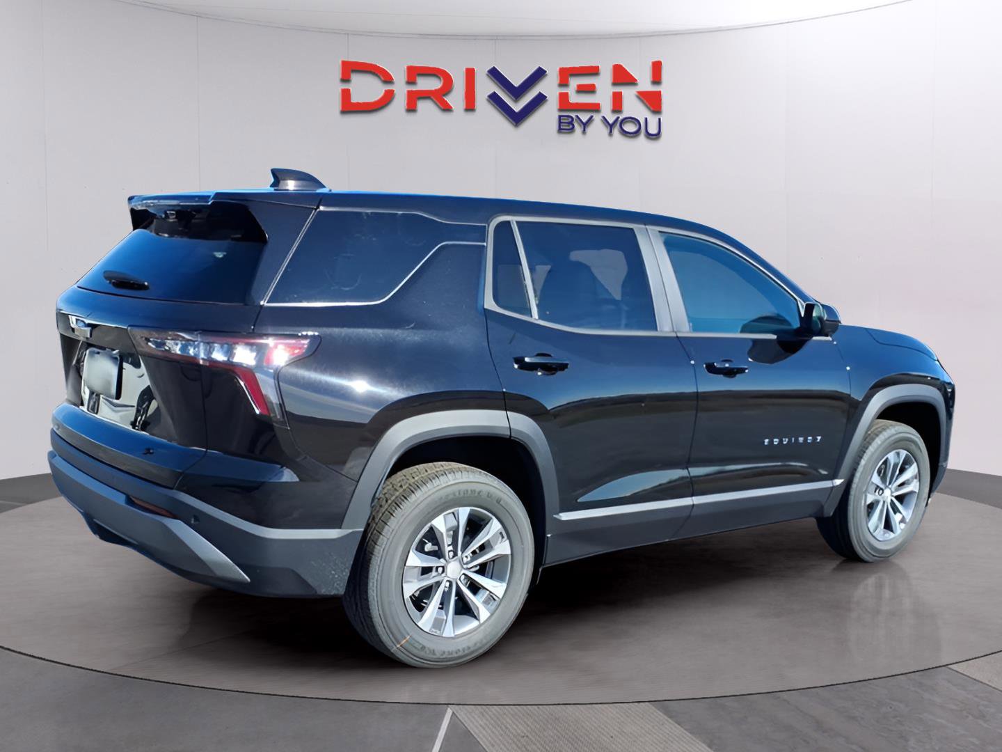 New 2026 Chevrolet Equinox LT w/ Convenience Package II image 5