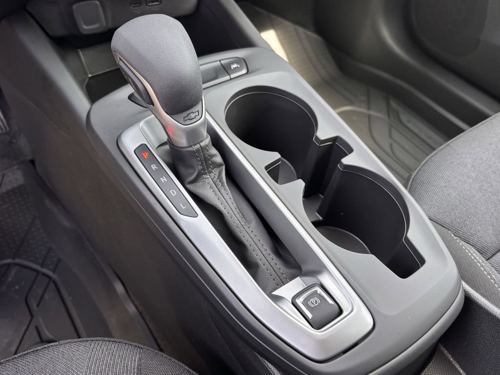 New 2026 Chevrolet Trax LS w/ LS Convenience Package FWD image 15