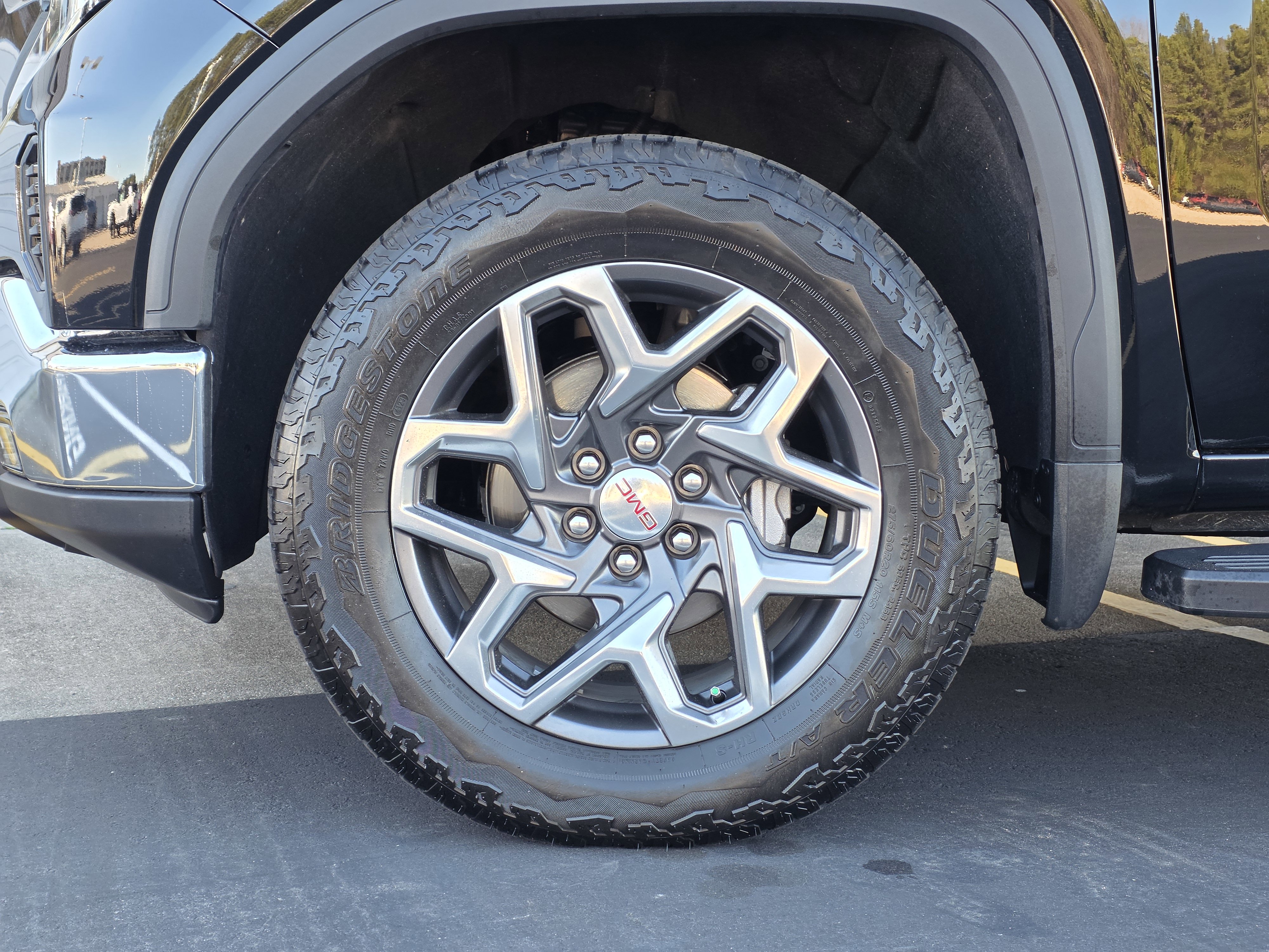 Used 2024 GMC Sierra 1500 SLT w/ SLT Premium Plus Package image 44