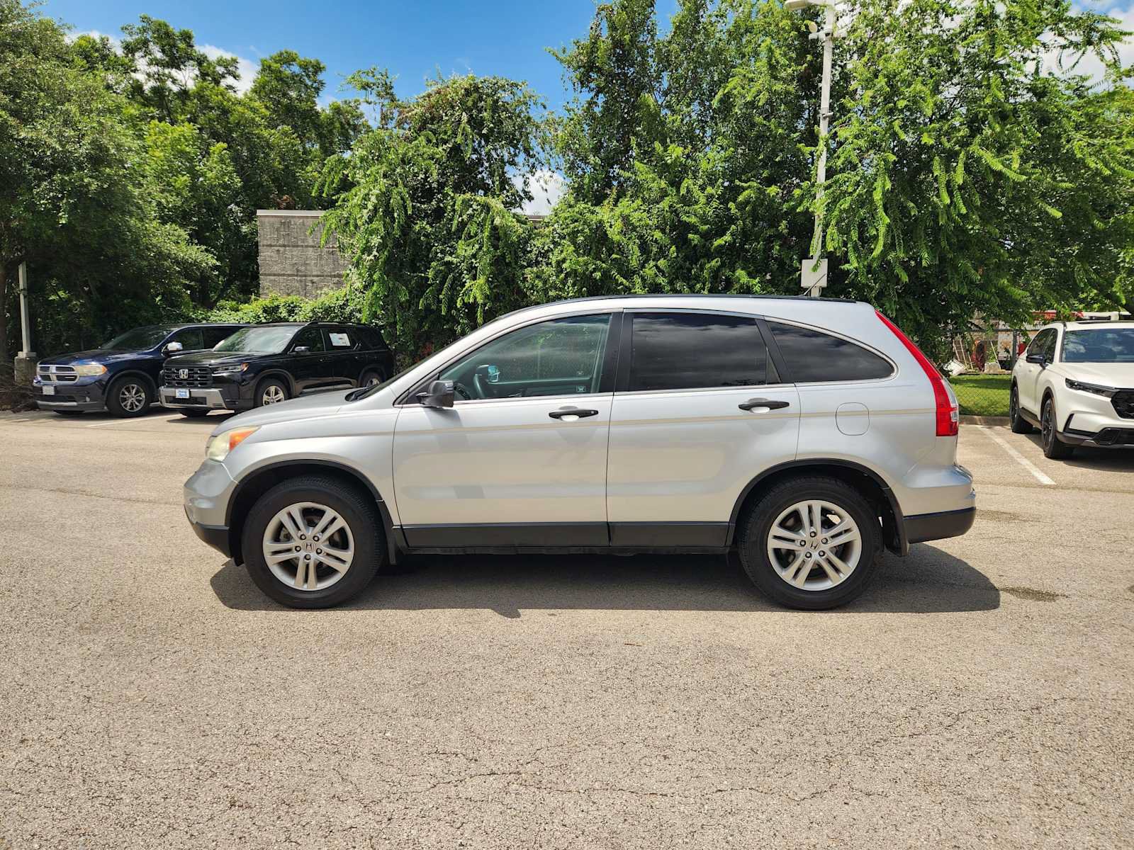 Used 2010 Honda CR-V EX image 4