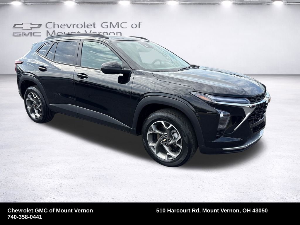 Used 2024 Chevrolet Trax LT FWD image 8