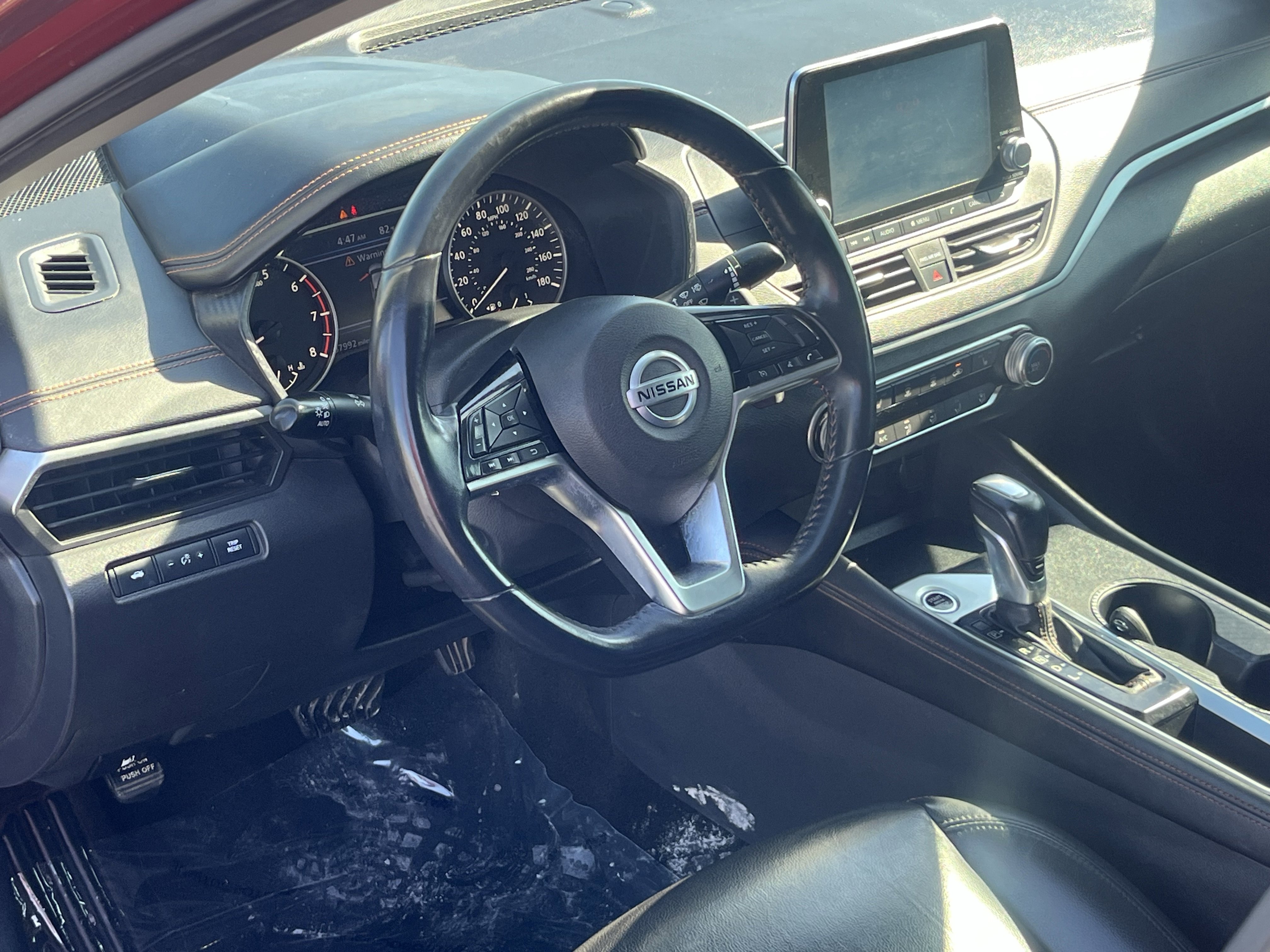 Used 2021 Nissan Altima 2.0 SR FWD image 9