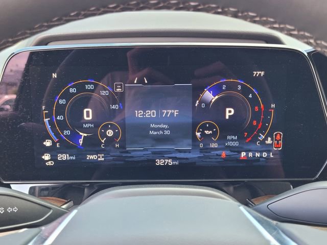 Used 2025 Chevrolet Suburban High Country image 18