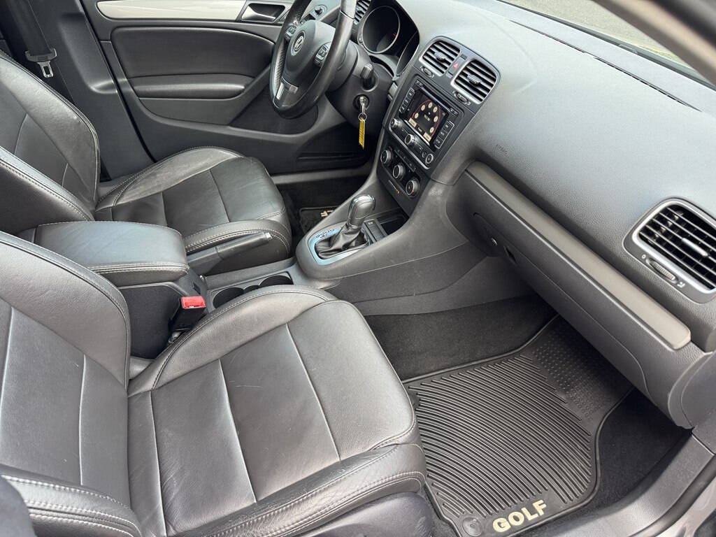 Used 2012 Volkswagen Golf TDI FWD image 18