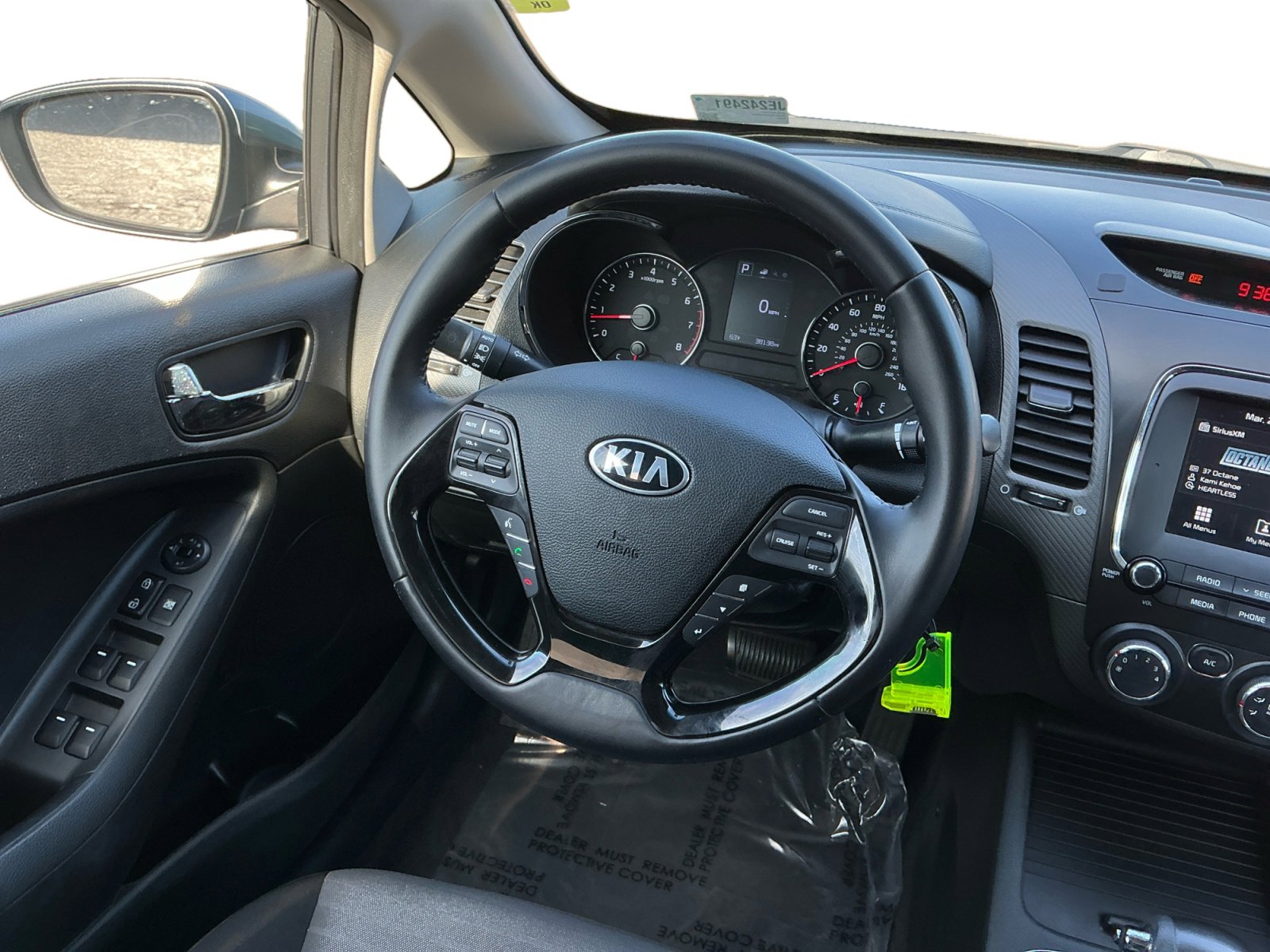 Used 2018 Kia Forte S image 11