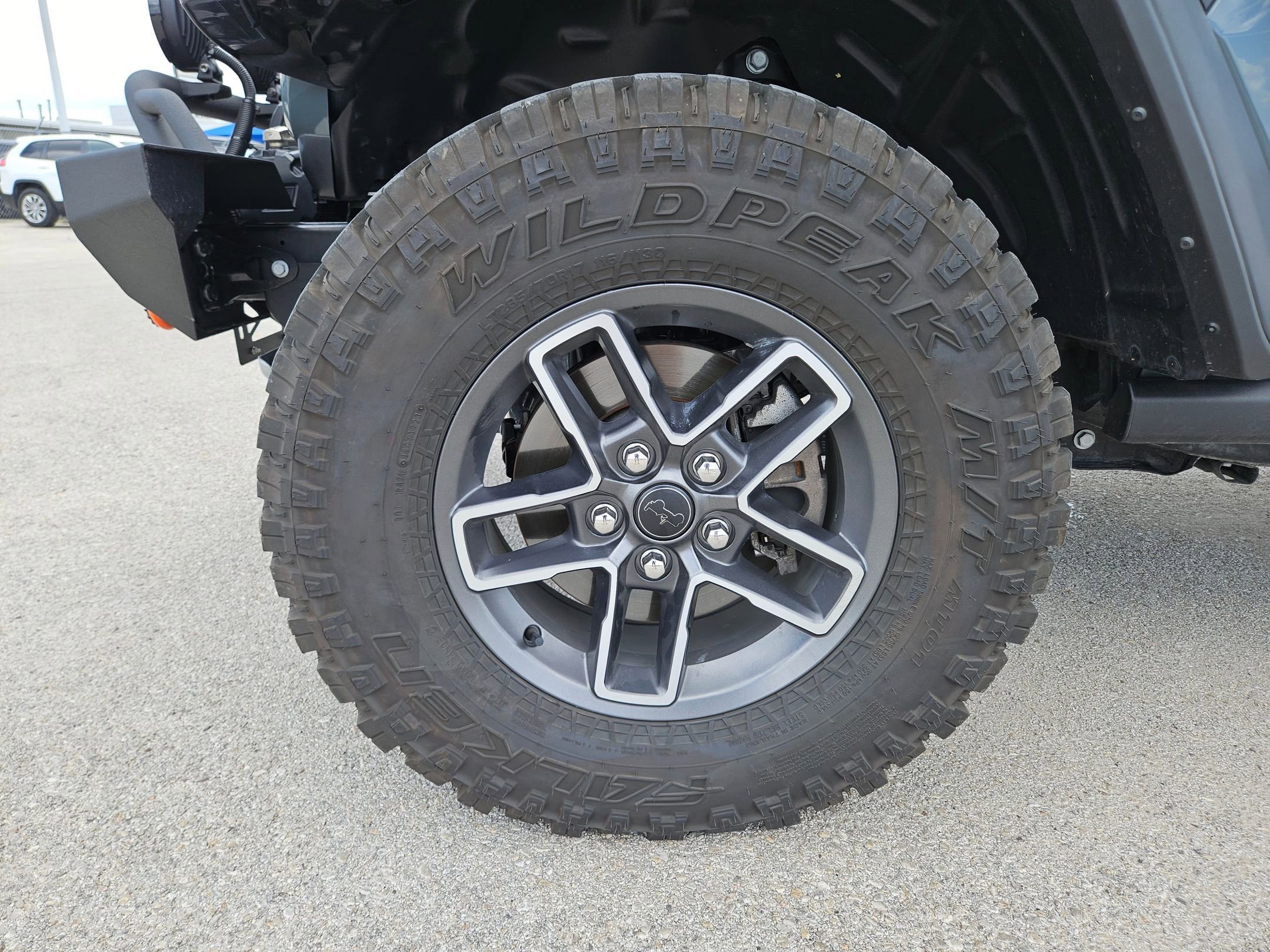 Certified 2024 Jeep Gladiator Mojave w/ Technology Group image 31