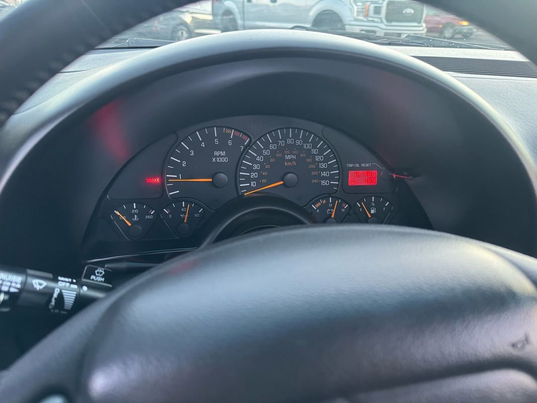 Used 2000 Pontiac Firebird Formula w/ Security Pkg image 19