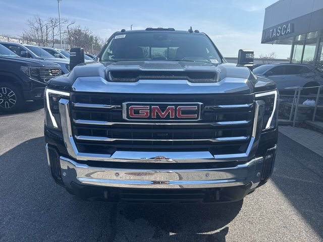 New 2026 GMC Sierra 2500 SLE image 2
