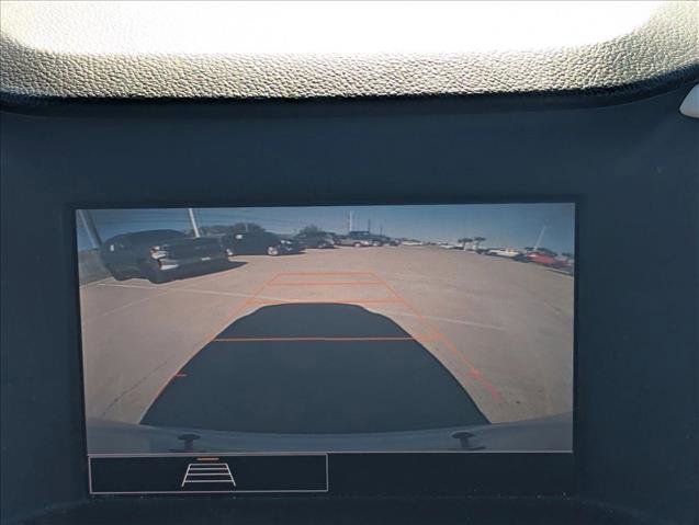 Used 2022 GMC Terrain SLE w/ Driver Convenience Package image 12