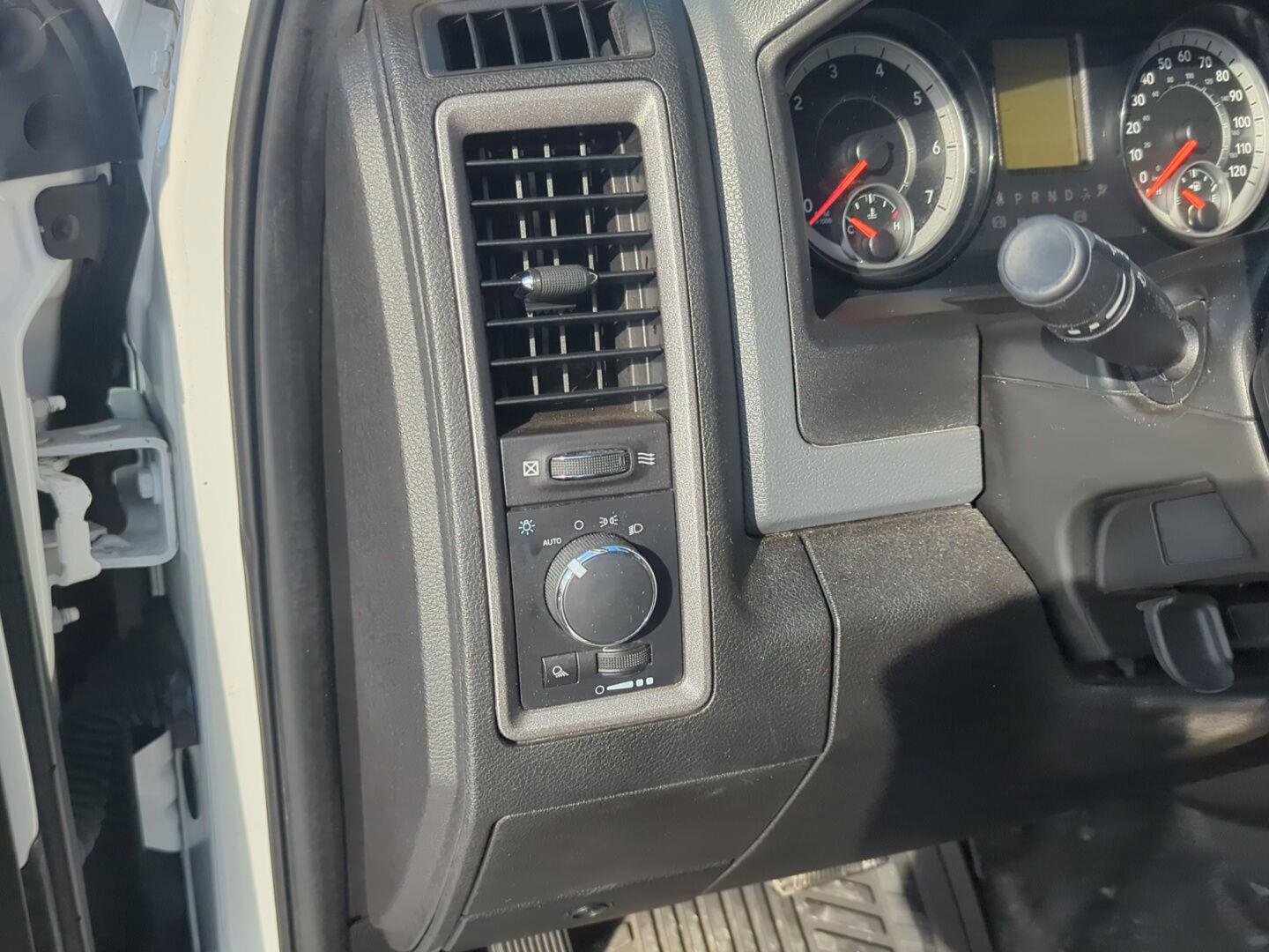 Used 2019 RAM 1500 Tradesman image 11