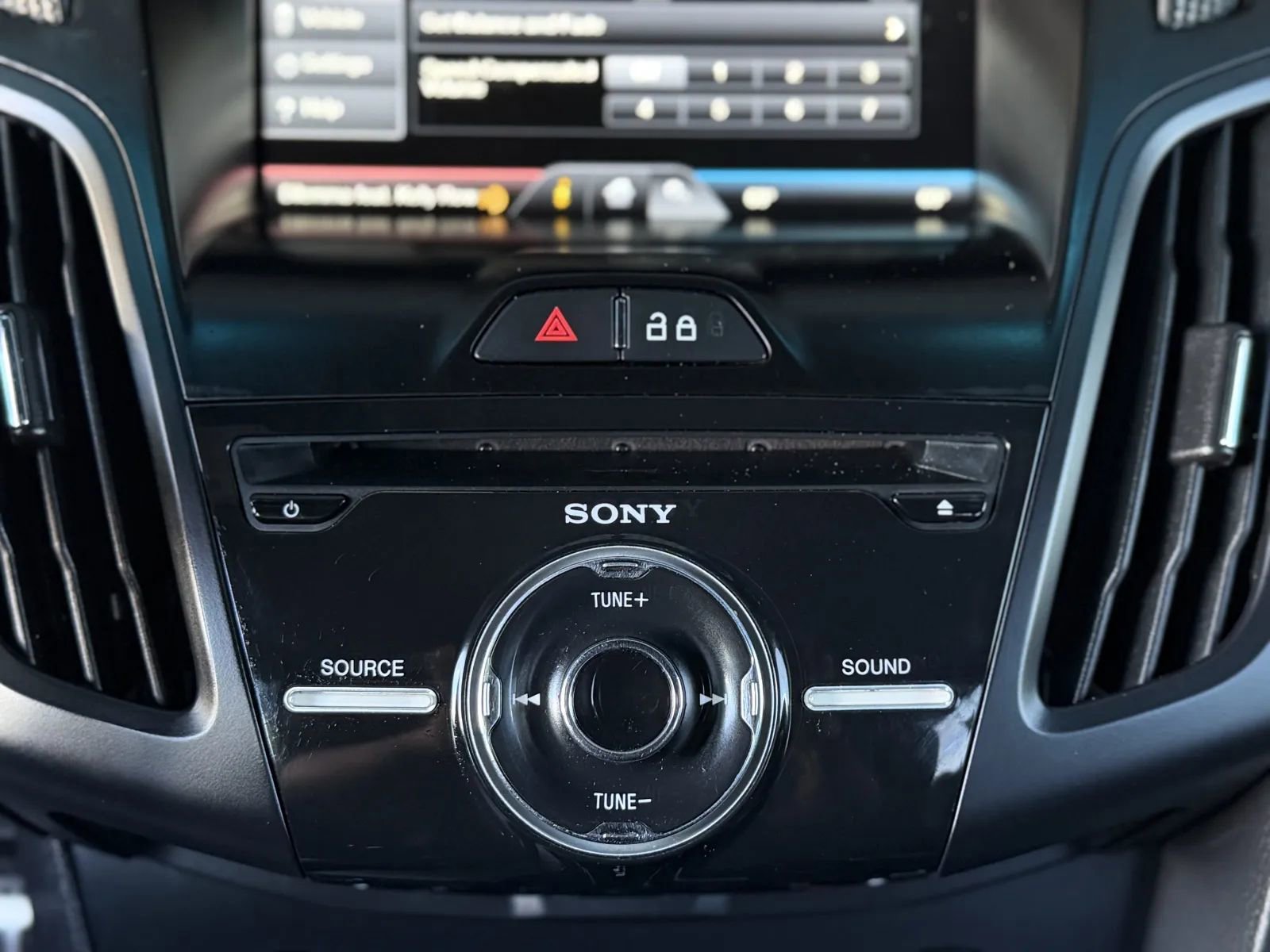 Used 2014 Ford Focus ST w/ Equipment Group 202A FWD image 30