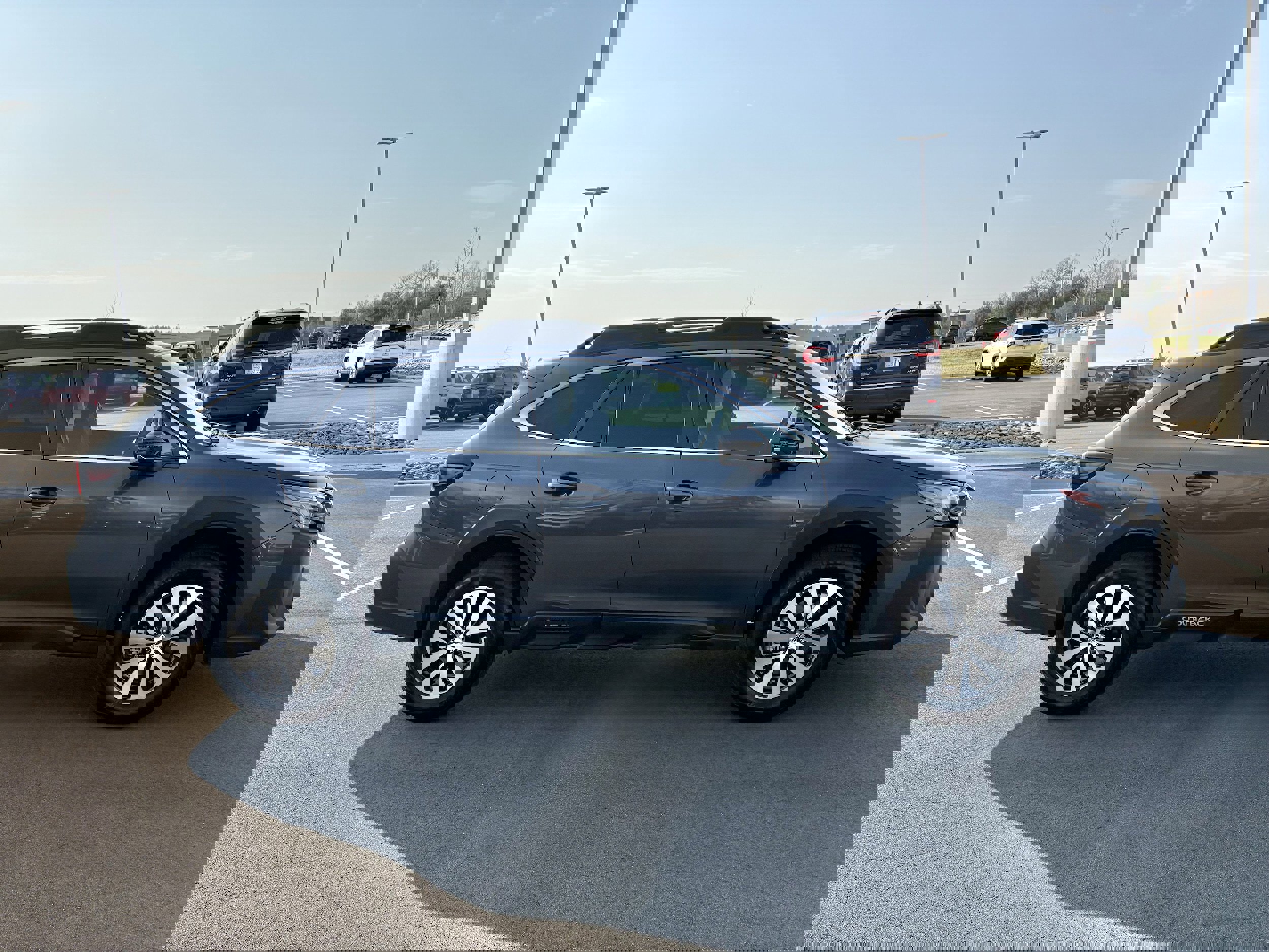 Certified 2025 Subaru Outback Premium image 7