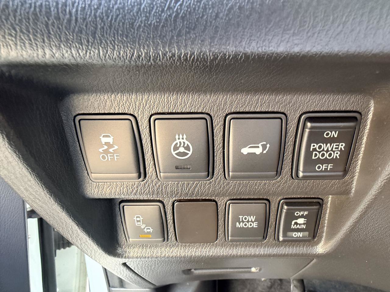 Used 2016 Nissan Pathfinder Platinum AWD/4WD image 22