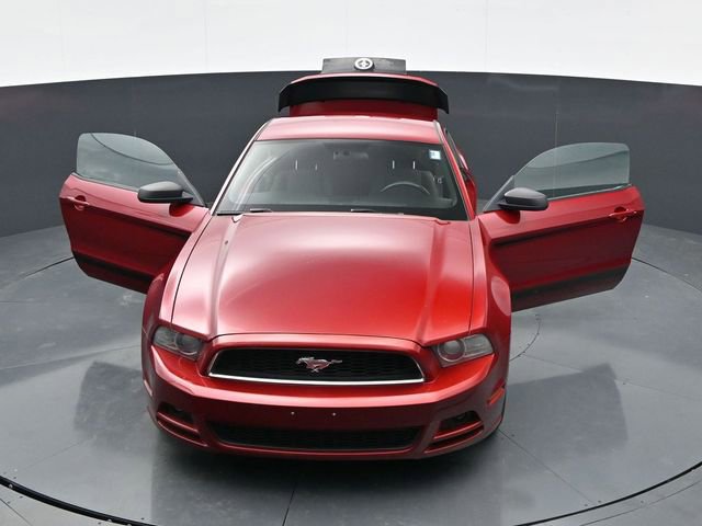 Used 2014 Ford Mustang Coupe RWD image 39