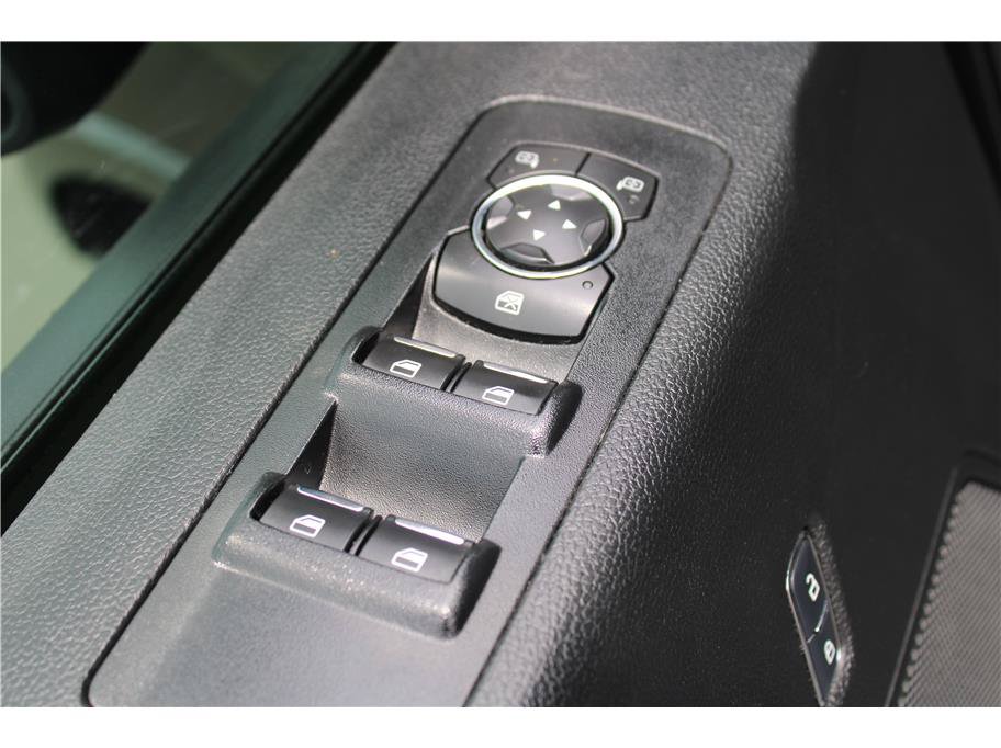 Used 2018 Ford F150 XLT w/ Equipment Group 302A Luxury AWD/4WD image 13