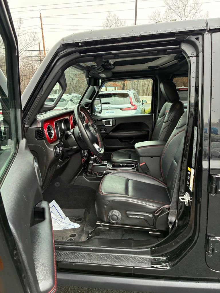 Used 2022 Jeep Wrangler Unlimited Rubicon w/ LED Lighting Group image 29