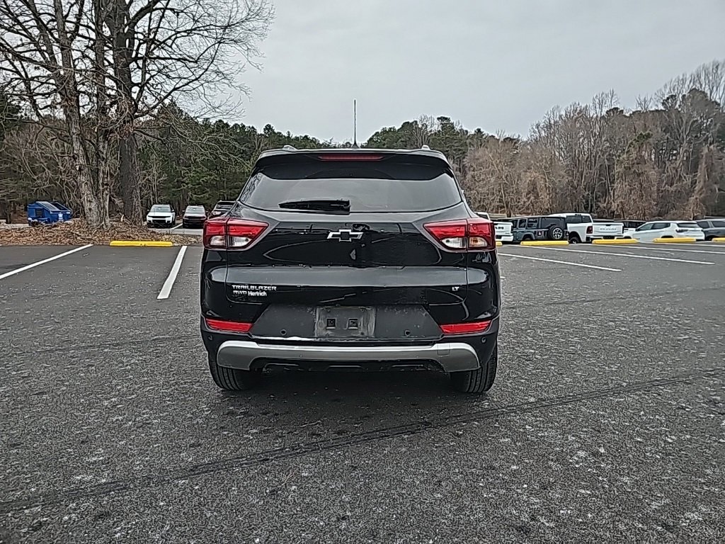 Used 2022 Chevrolet TrailBlazer LT w/ Convenience Package image 6