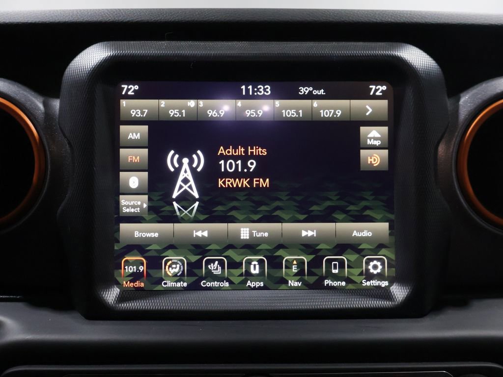 Used 2023 Jeep Gladiator Mojave w/ Cold Weather Group AWD/4WD image 23