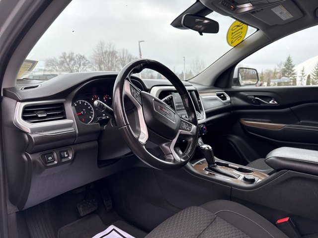 Used 2018 GMC Acadia SLE image 9