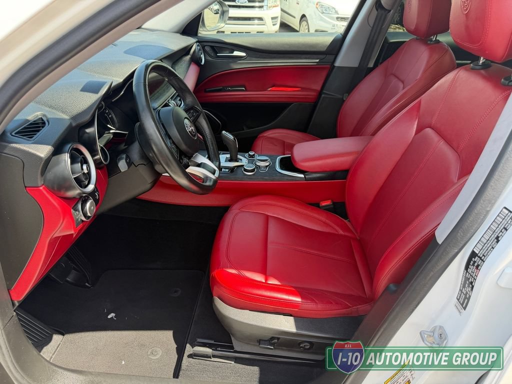 Used 2020 Alfa Romeo Stelvio w/ Nero Edizione RWD image 14