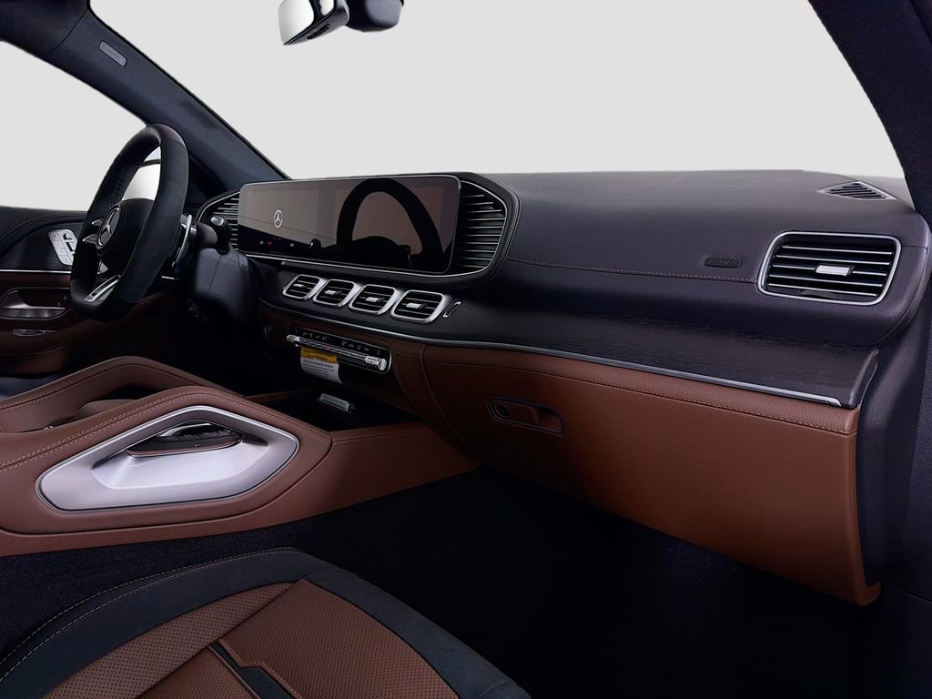 New 2026 Mercedes-Benz GLE 53 AMG 4MATIC Coupe image 32