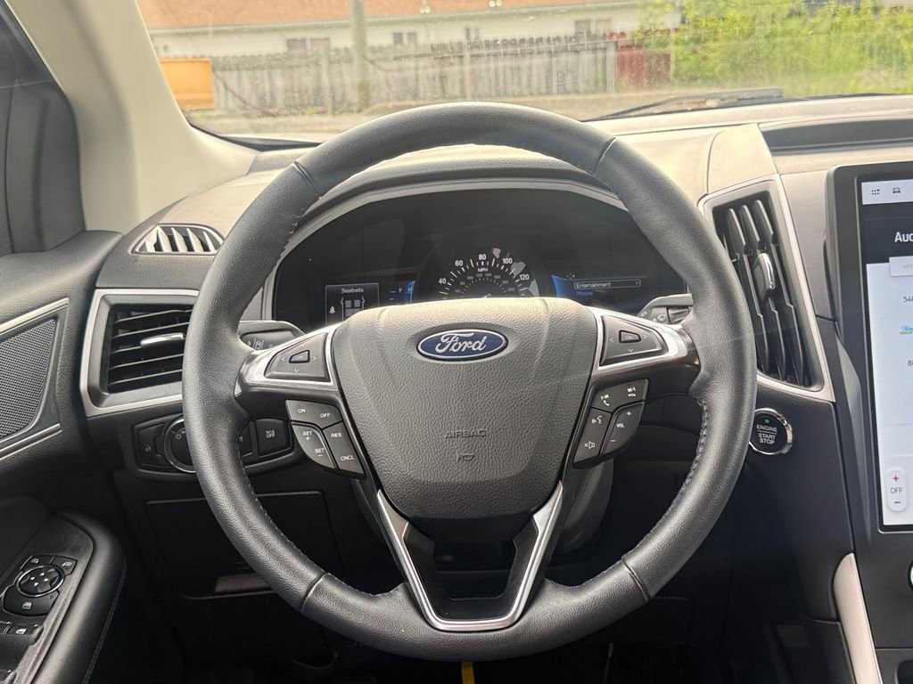 Used 2024 Ford Edge SEL AWD/4WD image 27