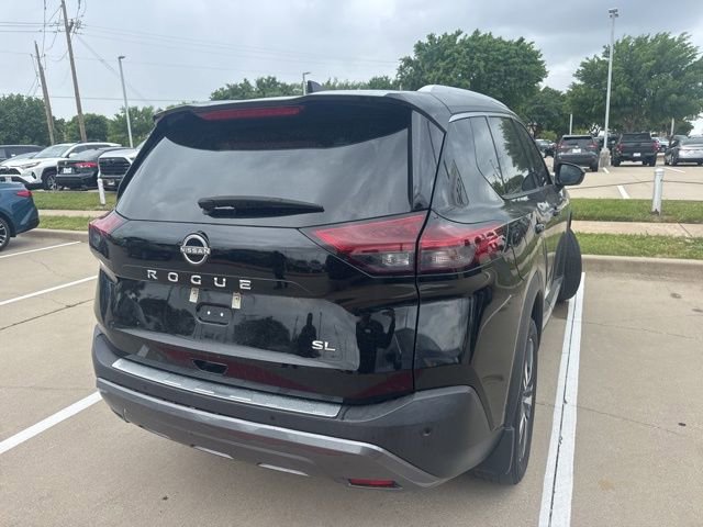 Used 2023 Nissan Rogue SL w/ SL Premium Package image 3