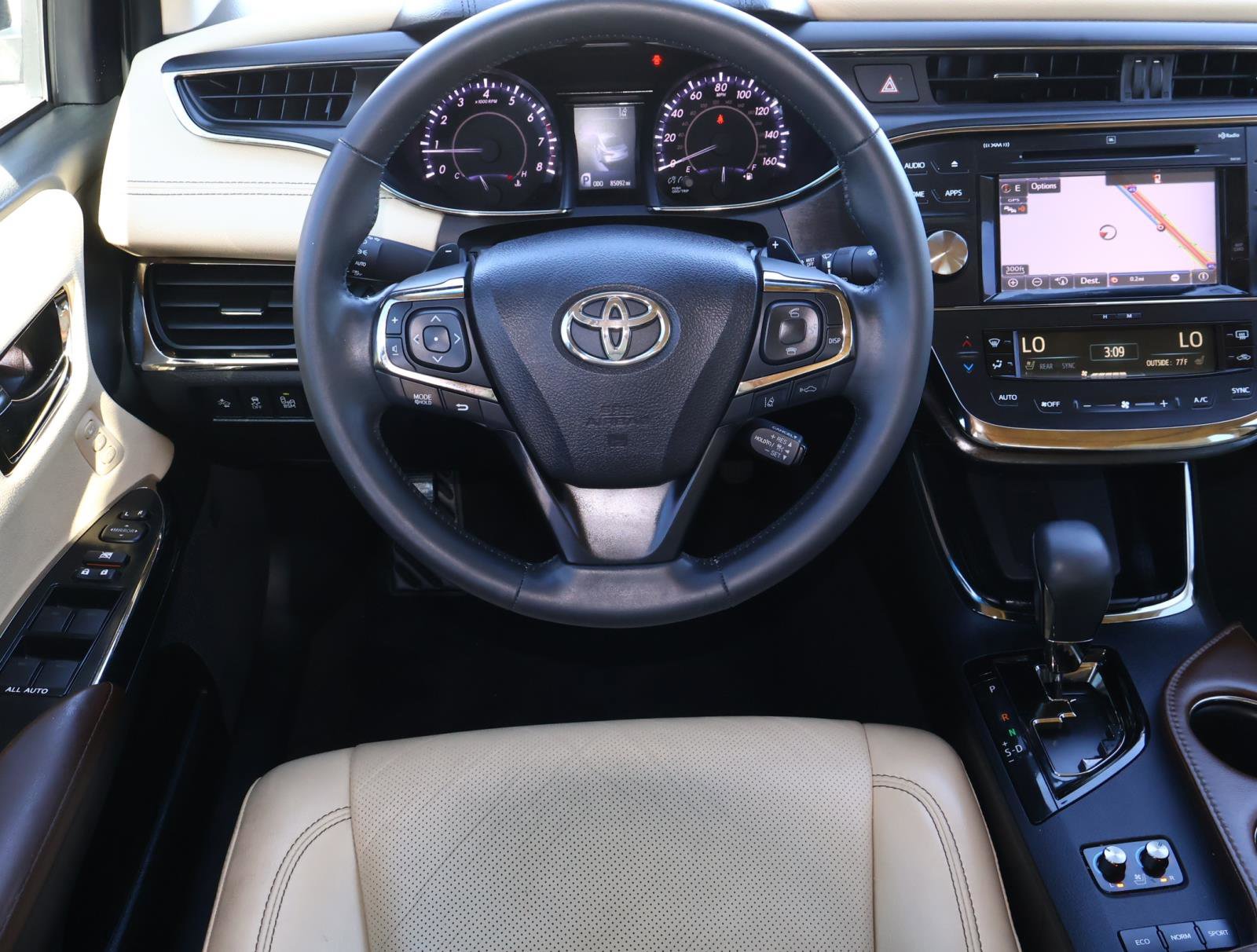 Used 2016 Toyota Avalon Limited w/ Toyota Safety Sense Package image 9