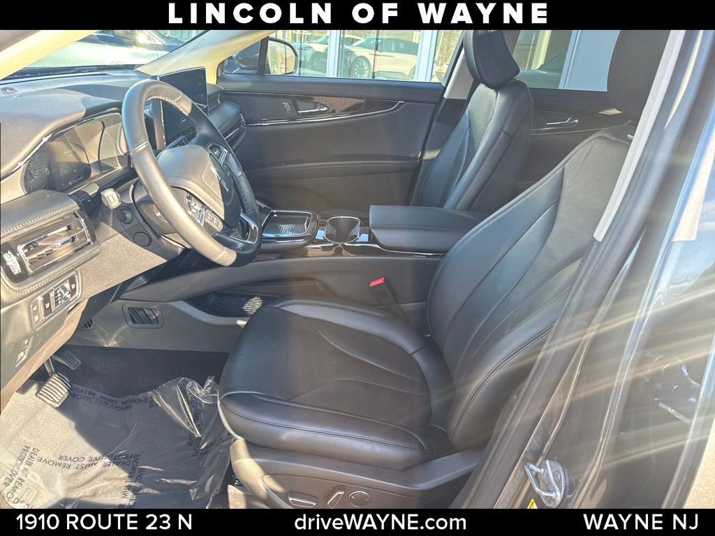 Certified 2022 Lincoln Nautilus Reserve image 11