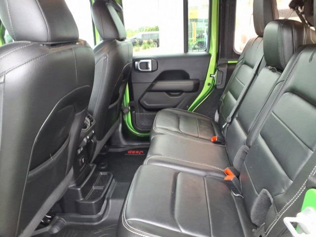 Used 2019 Jeep Wrangler Unlimited Sahara AWD/4WD image 24