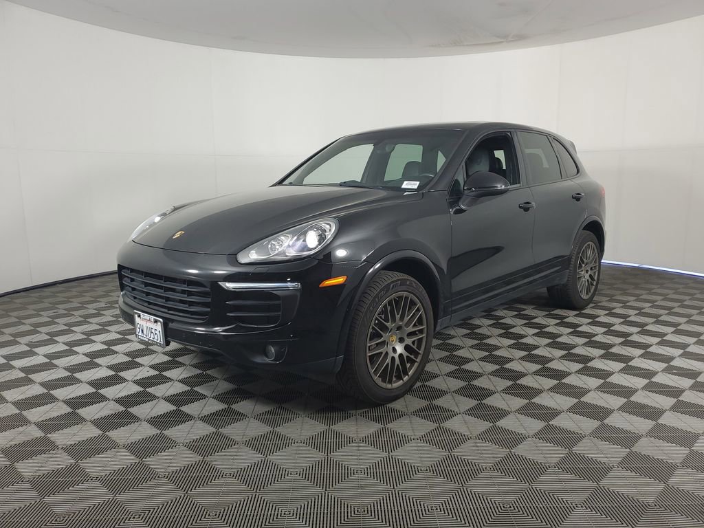 Used 2018 Porsche Cayenne Platinum Edition w/ Premium Package image 8