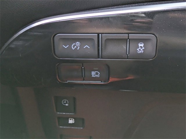 Used 2019 Toyota Prius Prime Premium image 24