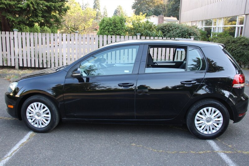 Used 2012 Volkswagen Golf 4-Door FWD image 12