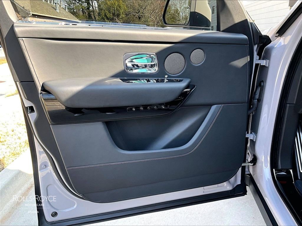 Certified 2021 Rolls-Royce Cullinan image 19