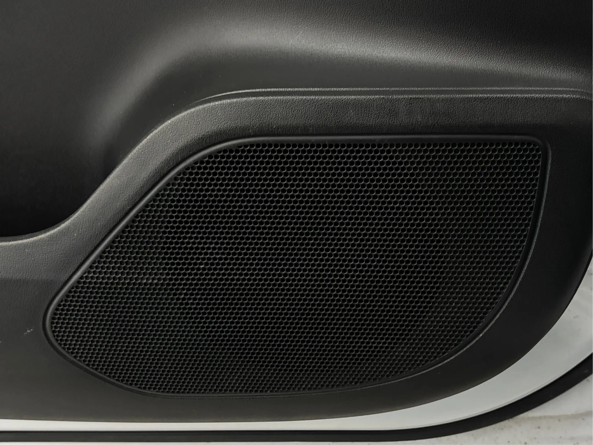 Used 2019 Jaguar F-PACE Portfolio image 37