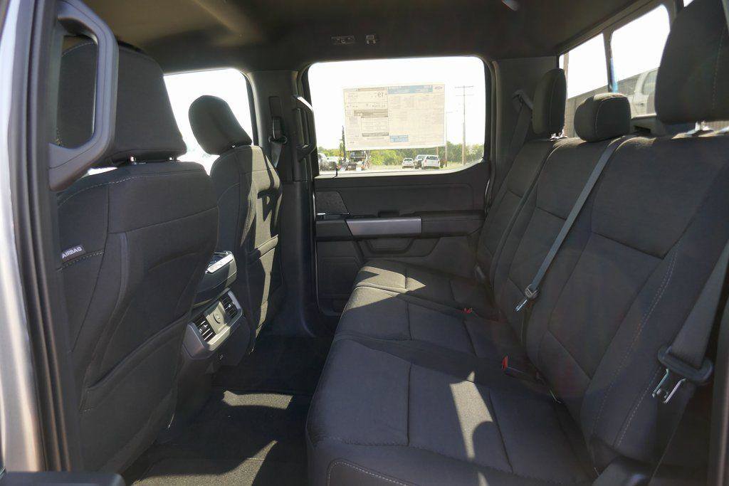 New 2025 Ford F150 XLT w/ Equipment Group 302A MID image 18