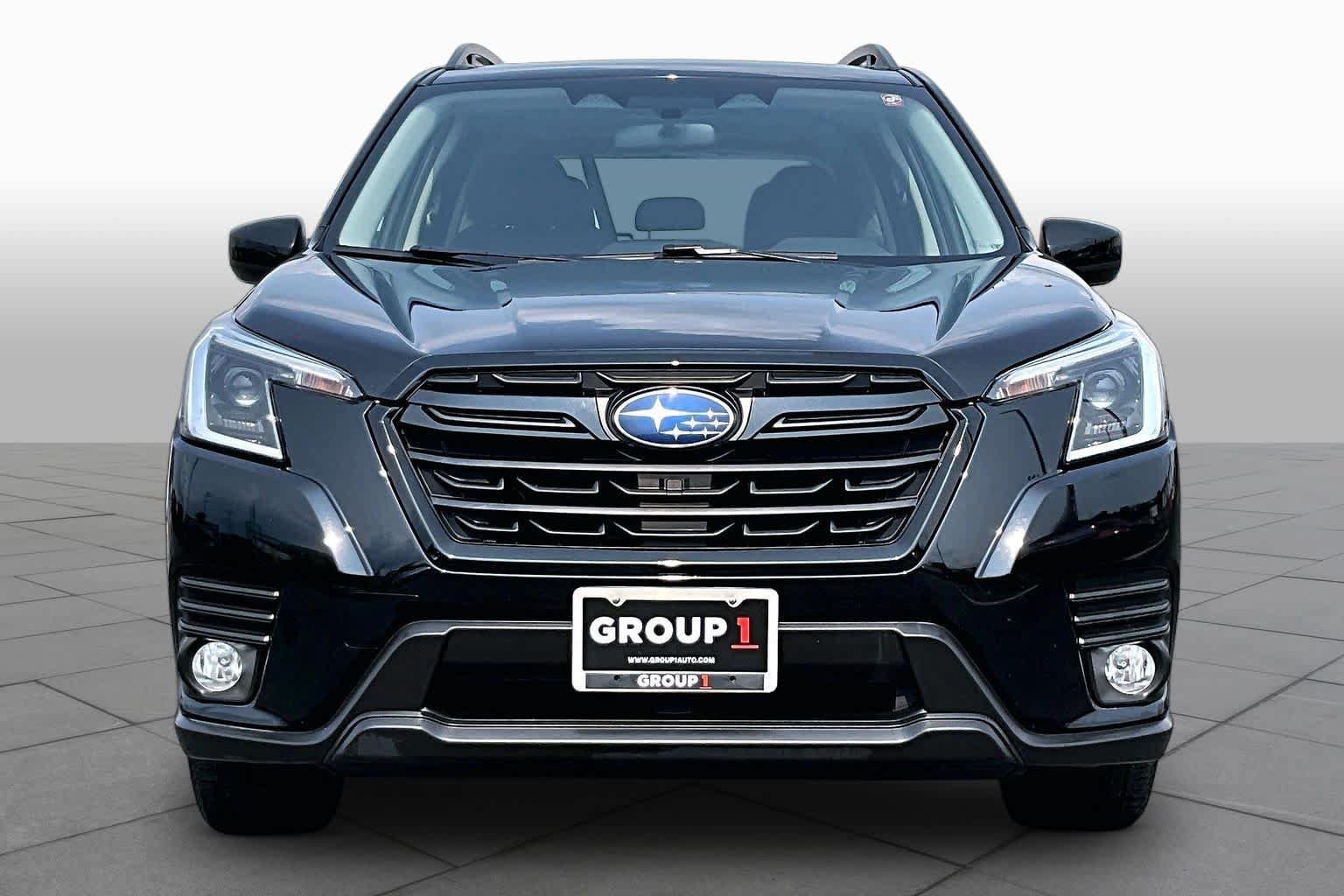 Used 2023 Subaru Forester Premium AWD/4WD image 4