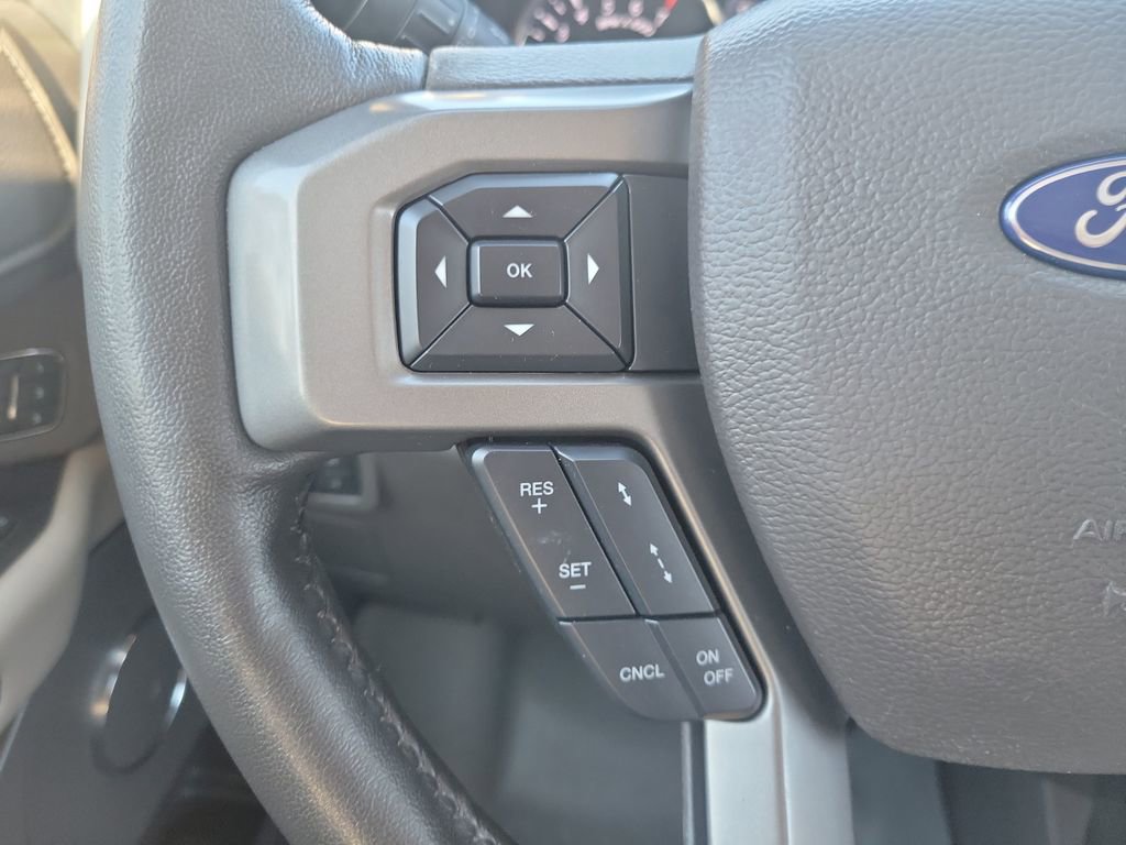 Used 2021 Ford Expedition XLT image 28