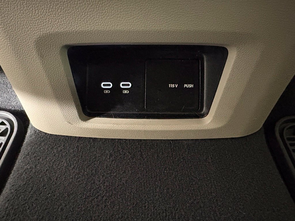 Used 2024 Volkswagen Atlas SE FWD image 38