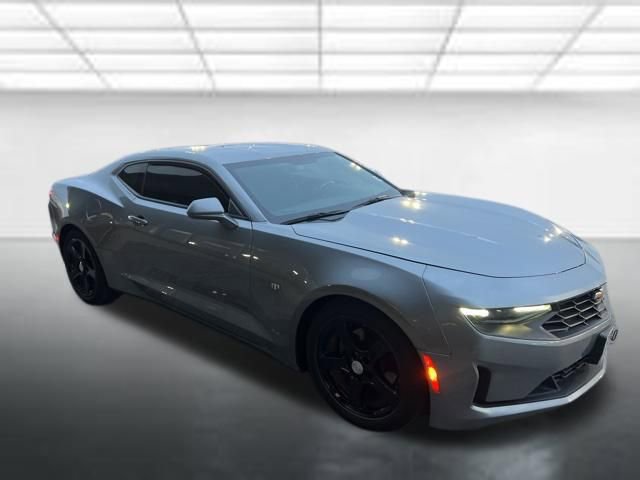 Used 2023 Chevrolet Camaro LT RWD image 1