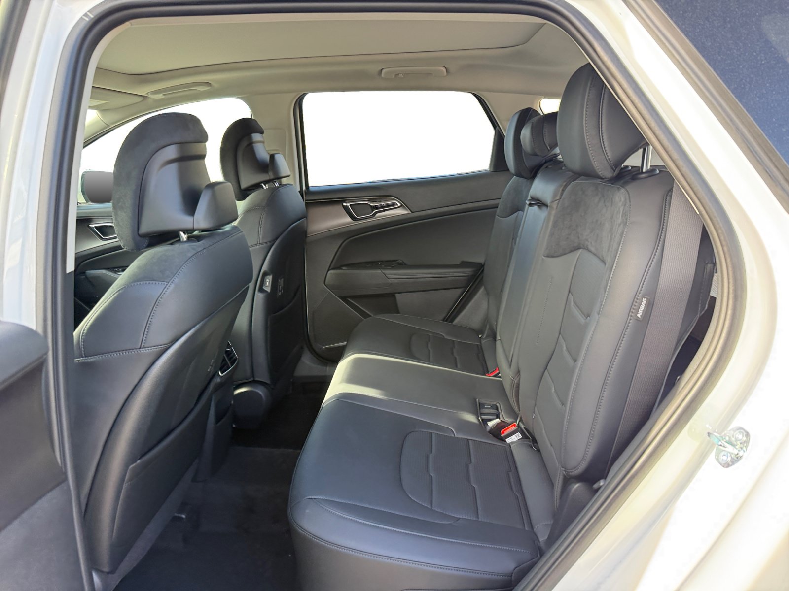 New 2027 Kia Sportage SX Prestige AWD/4WD image 16