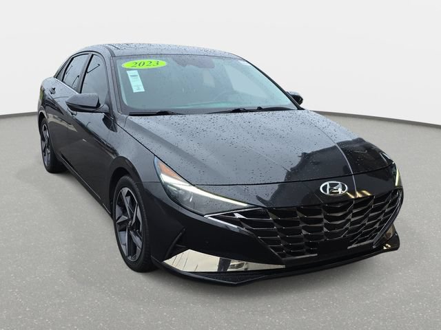Used 2023 Hyundai Elantra Limited FWD image 3