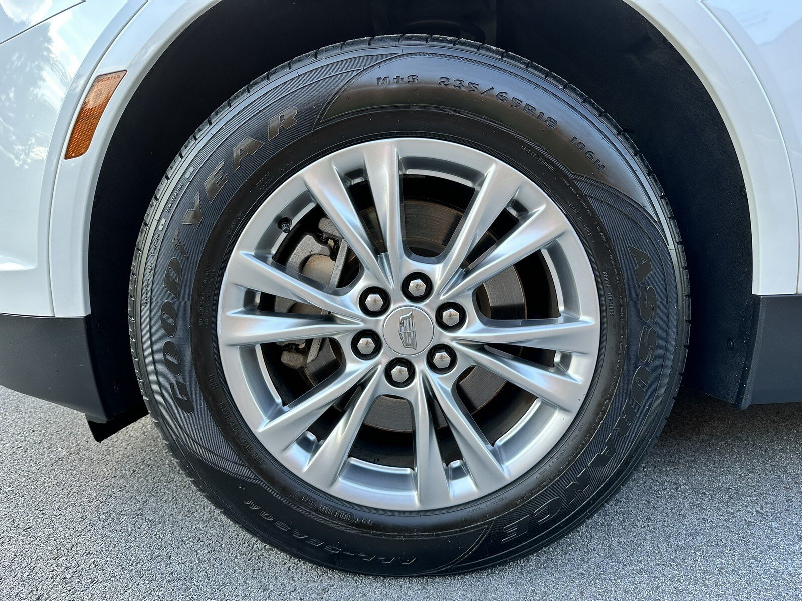Used 2020 Cadillac XT5 Premium Luxury AWD/4WD image 24