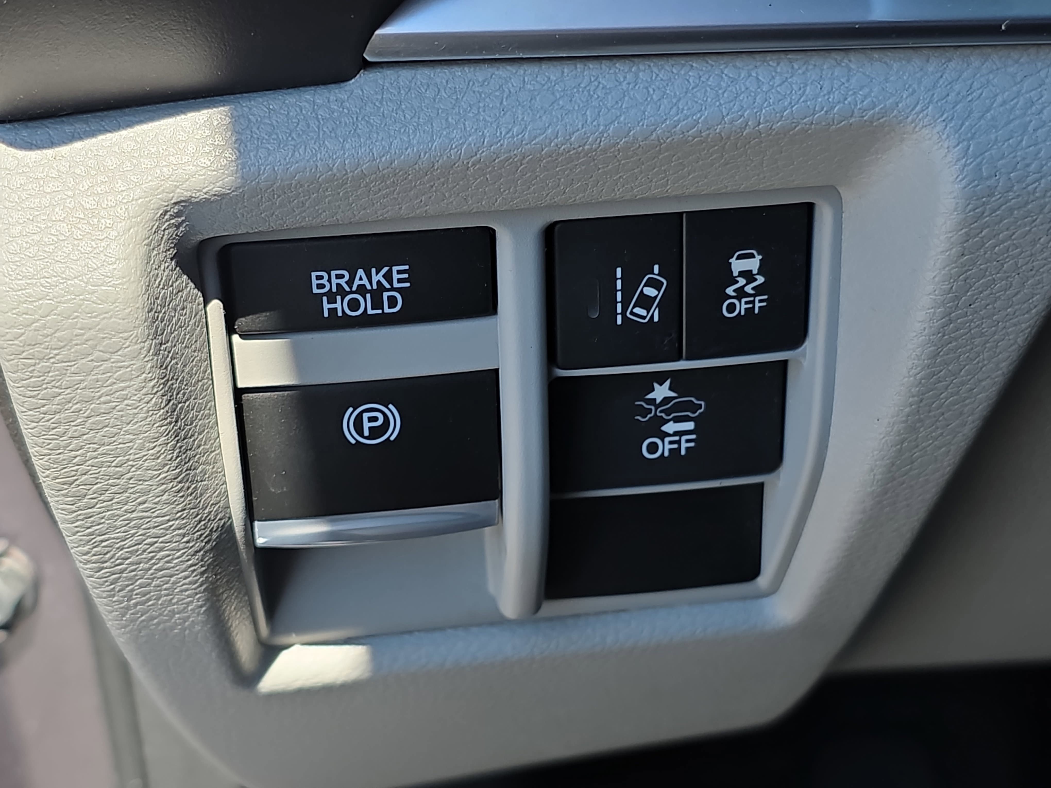 Used 2017 Acura MDX SH-AWD w/ Technology Package image 25