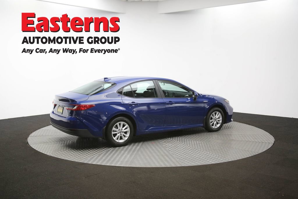 Used 2025 Toyota Camry LE w/ Convenience Package image 40