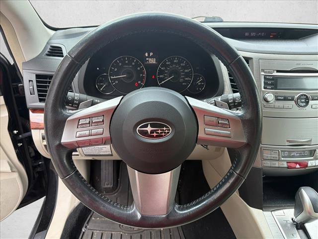 Used 2011 Subaru Outback 2.5i Limited w/ PWR Moonroof Pkg AWD/4WD image 15