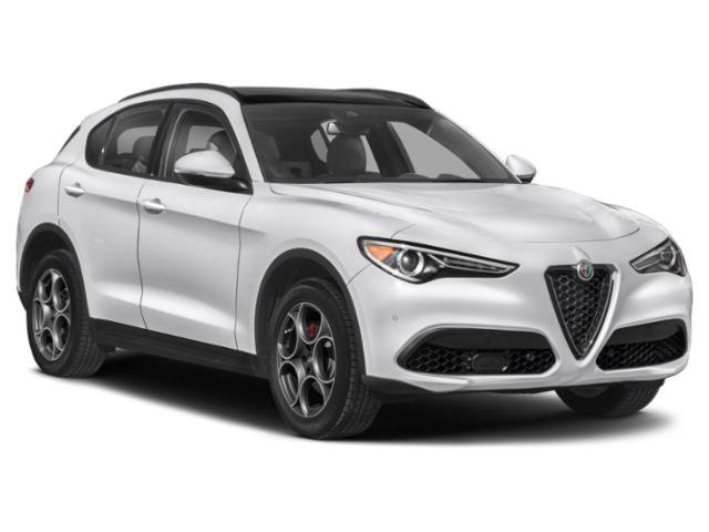 Used 2023 Alfa Romeo Stelvio Sprint RWD image 9